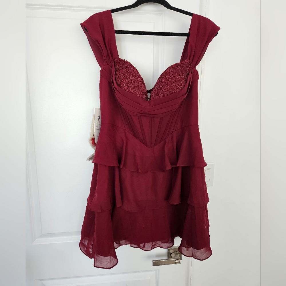 Elegant Burgundy Layered Dress Valentine's Day